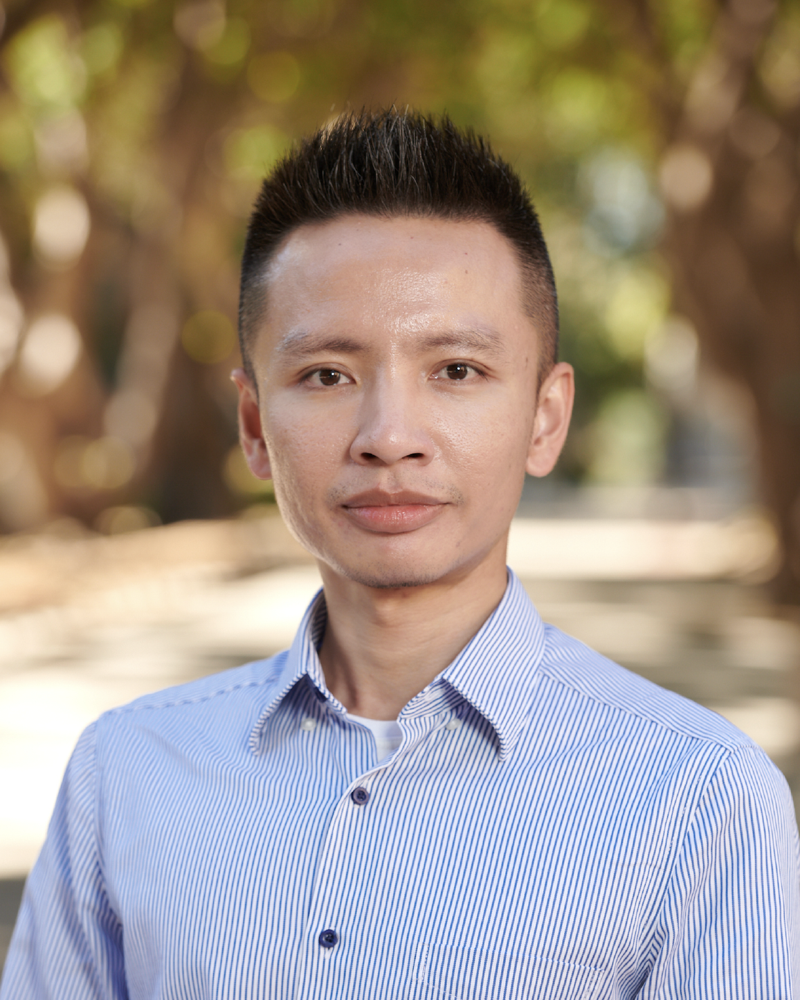 Portrait of Bo-Wei Hu